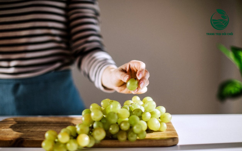 Nên ăn nho vào lúc nào để tốt cho sức khỏe?